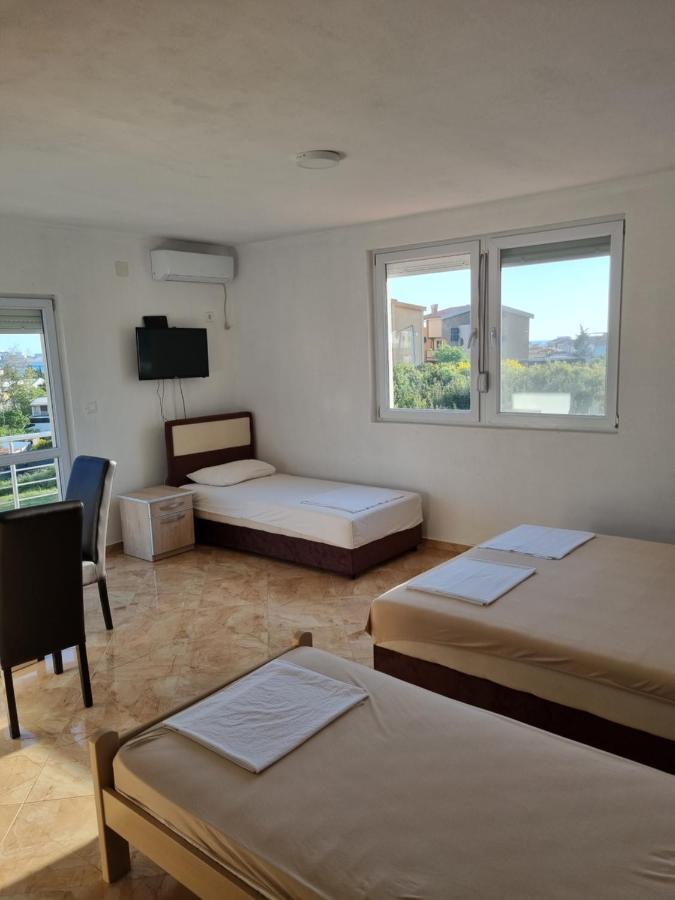 Apartmani Ani Bar Exterior photo
