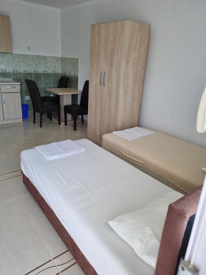 Apartmani Ani Bar Exterior photo