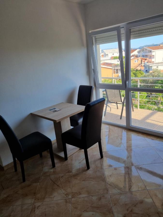Apartmani Ani Bar Exterior photo