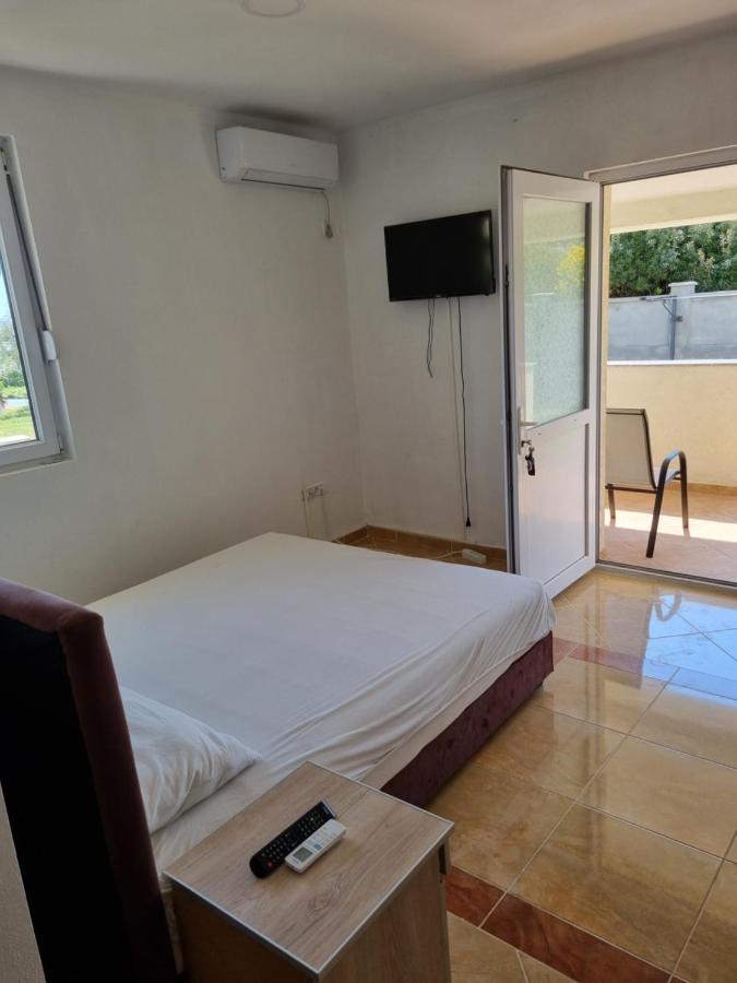Apartmani Ani Bar Exterior photo