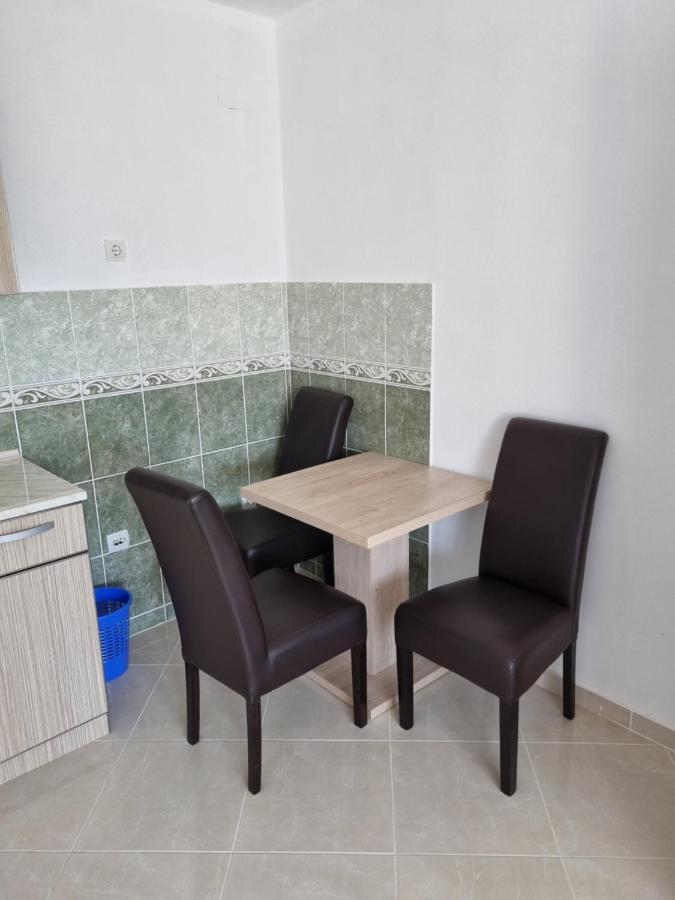 Apartmani Ani Bar Exterior photo