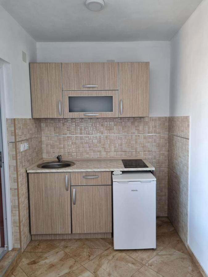 Apartmani Ani Bar Exterior photo